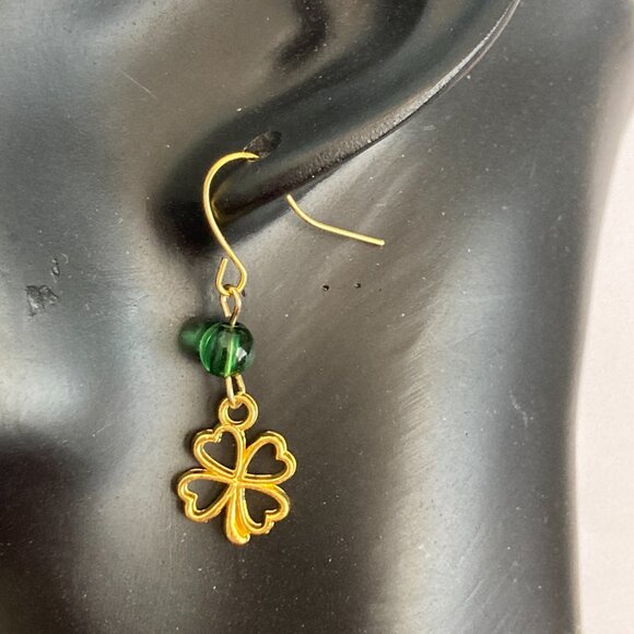 Shamrock Earrings Gold Plated Irish 4 Leaf Clover Luck Celtic St. Patricks Day - Picture 3 of 7